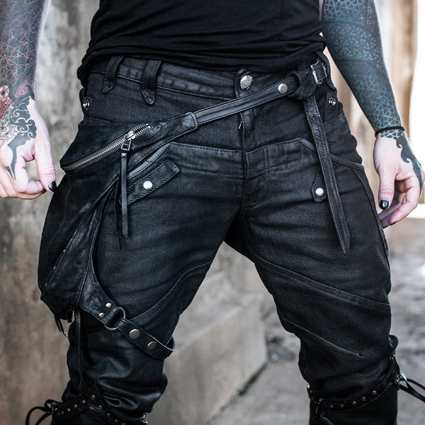 Valiant Leather Hip Stash - Classic Black